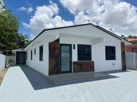2368 NW 2370 Nw 33rd St, Miami, FL 33142