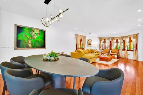 Dining - 111 Aledo Ave, Coral Gables, FL 33134 photo 6 of 6