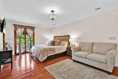 Bedroom - 111 Aledo Ave, Coral Gables, FL 33134 photo 11 of 13