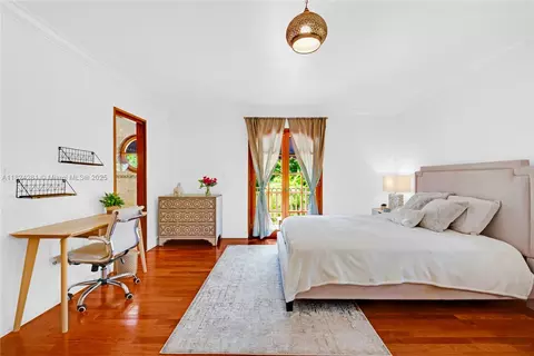 Bedroom - 111 Aledo Ave, Coral Gables, FL 33134 photo 8 of 13