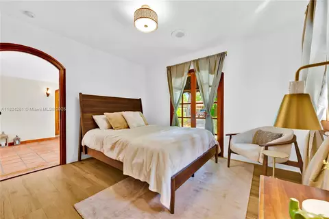 Bedroom - 111 Aledo Ave, Coral Gables, FL 33134 photo 4 of 13