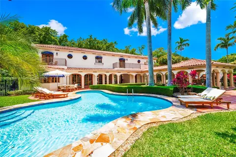 Exterior - 111 Aledo Ave, Coral Gables, FL 33134 photo 18 of 33