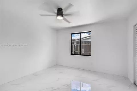 Bedroom - 4660 W 8th Pl, Hialeah, FL 33012 photo 1 of 2
