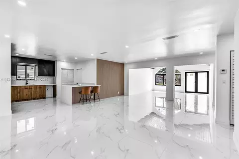 Living - 4660 W 8th Pl, Hialeah, FL 33012 photo 4 of 7