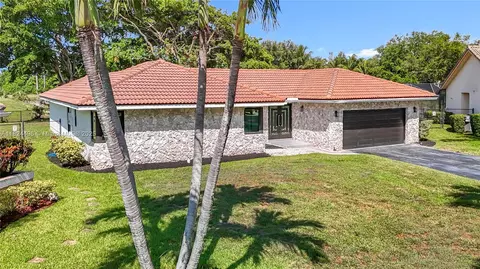 5300 NW 66th Ave, Coral Springs, FL 33067