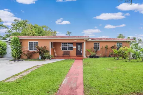 11265 SW 53rd Ter, Miami, FL 33165