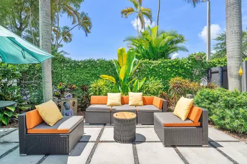 9264 SW 132nd St, Miami, FL 33176