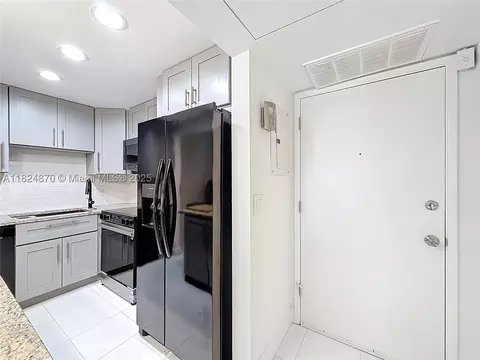 101 E Mcnab Rd #311, Pompano Beach, FL 33060
