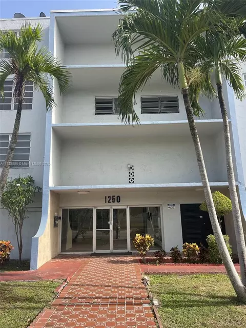 1250 NE 125th St #410C, North Miami, FL 33161