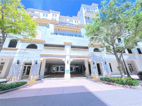 4100 Salzedo St #809, Coral Gables, FL 33146