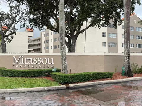 6135 NW 186th St #201, Hialeah, FL 33015