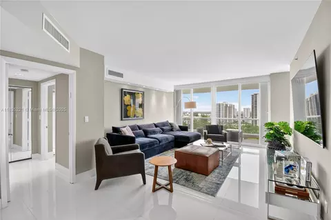 7000 Island Blvd #1408, Aventura, FL 33160