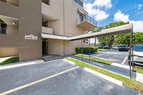 10700 SW 108th Ave #C316, Miami, FL 33176