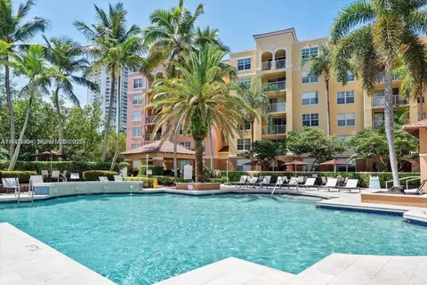 19601 E Country Club Dr #7101, Aventura, FL 33180