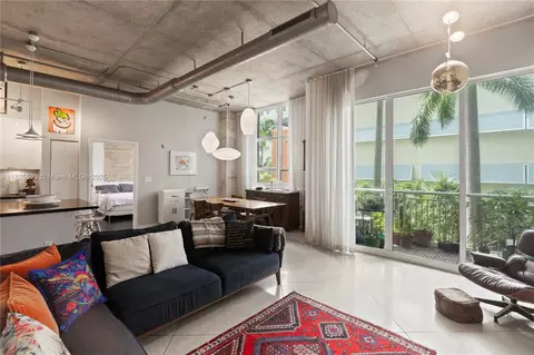 Living - 2001 Biscayne Blvd #2201, Miami, FL 33137 photo 4 of 4