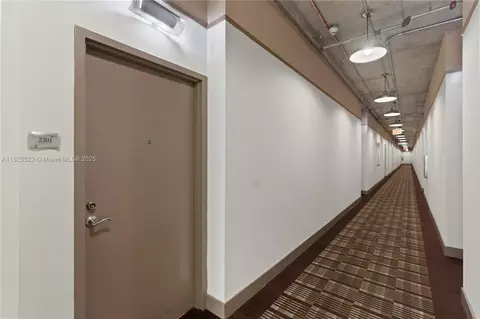Entry Way - 2001 Biscayne Blvd #2201, Miami, FL 33137 photo 4 of 4