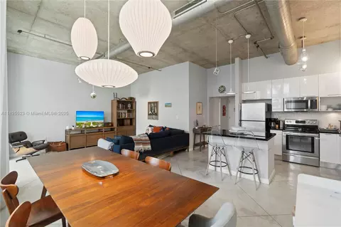 Dining - 2001 Biscayne Blvd #2201, Miami, FL 33137 photo 1 of 2
