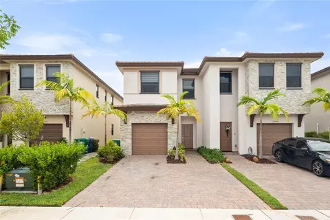 25433 SW 108th Ct, Homestead, FL 33032
