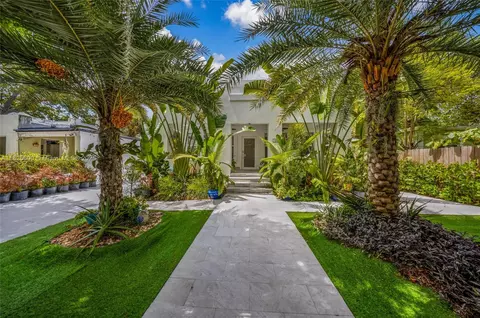 120 NW 49th St, Miami, FL 33127