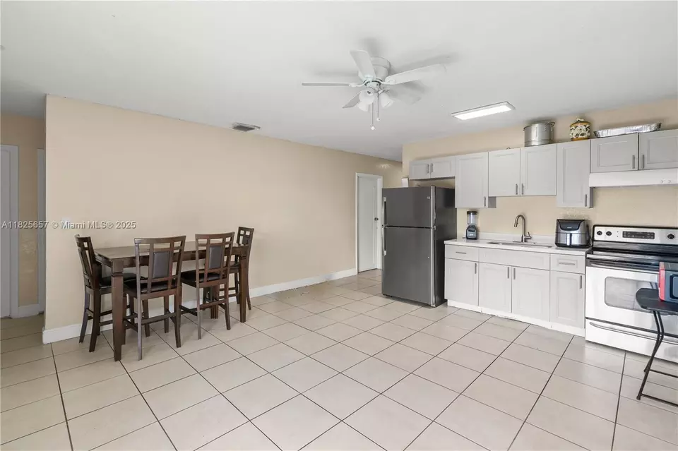 Other - 538 NW 18th Ave, Fort Lauderdale, FL 33311 photo 4 of 8