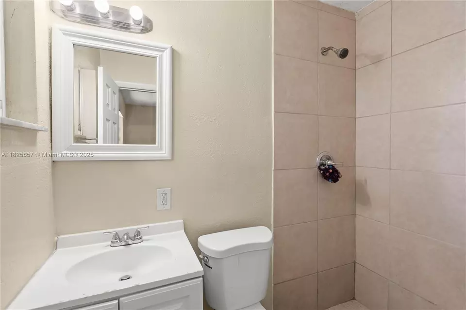 Other - 538 NW 18th Ave, Fort Lauderdale, FL 33311 photo 7 of 8