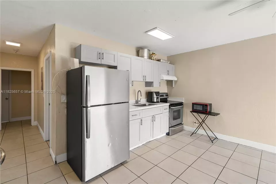 Other - 538 NW 18th Ave, Fort Lauderdale, FL 33311 photo 5 of 8