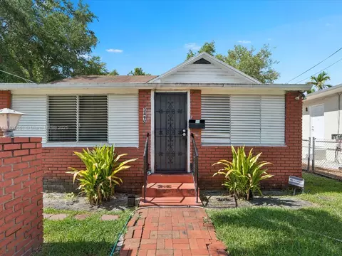 3490 Charles Ave, Miami, FL 33133