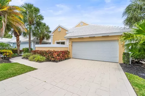 9047 Baybury Ln, West Palm Beach, FL 33411