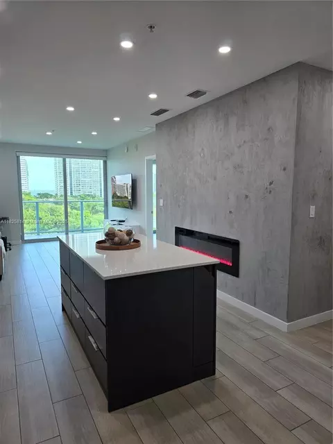 1600 SW 1st Ave #809, Miami, FL 33129