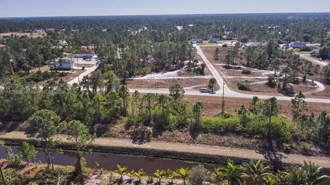 1025 E Winters St, Lehigh Acres, FL 33974 photo 18