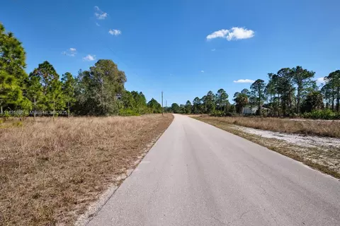 1025 E Winters St, Lehigh Acres, FL 33974 photo 4