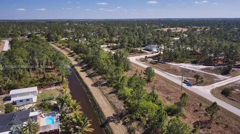 1025 E Winters St, Lehigh Acres, FL 33974 photo 15
