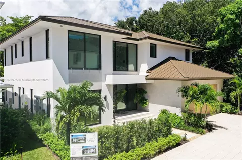 1133 Prosperity Village Dr, North Palm Beach, FL 33410