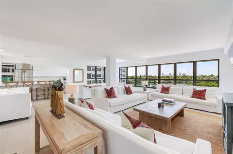9102 W Bay Harbor Dr #5-D, Bay Harbor Islands, FL 33154