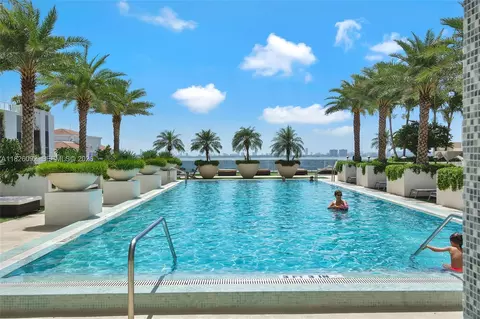 600 NE 27th St #1105, Miami, FL 33137