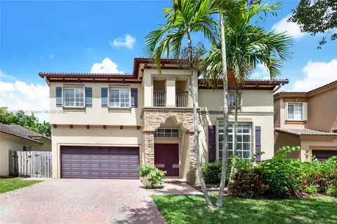 22466 SW 94th Pl, Cutler Bay, FL 33190
