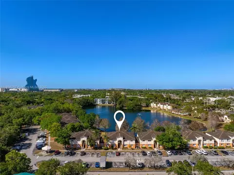 3660 N 56th Ave #602, Hollywood, FL 33021