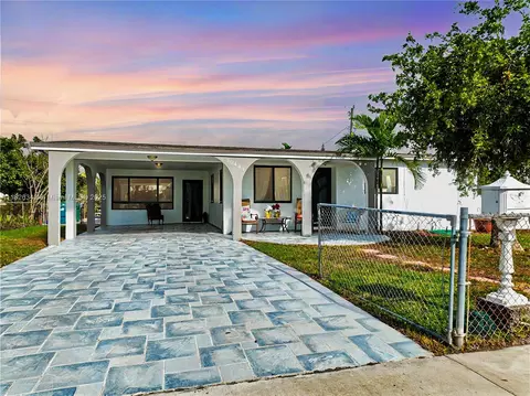 10441 SW 150th Ter, Miami, FL 33176