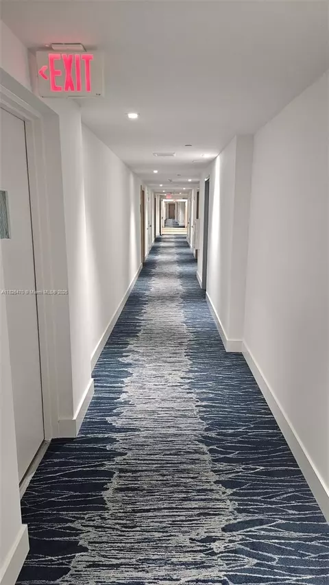 90 SW 3rd St #4110, Miami, FL 33130