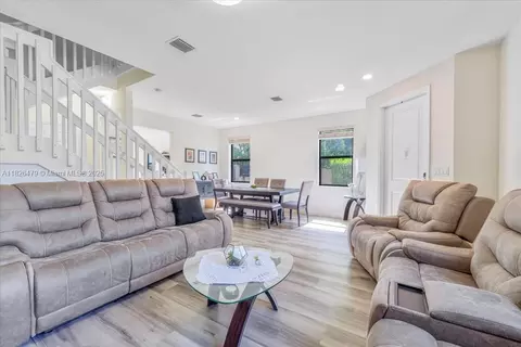 11525 SW 248th Ter, Homestead, FL 33032