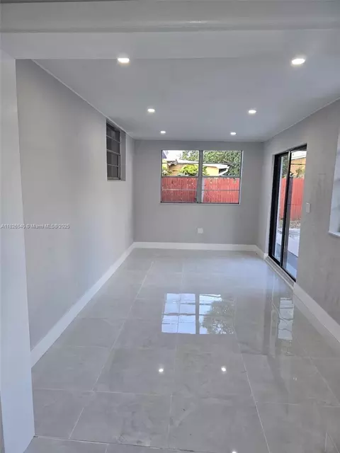 Other - 954 W 72nd Pl, Hialeah, FL 33014 photo 3 of 5