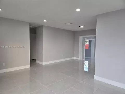 Living - 954 W 72nd Pl, Hialeah, FL 33014 photo 2 of 5