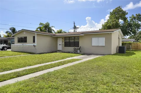 9870 Bahama Dr, Cutler Bay, FL 33189