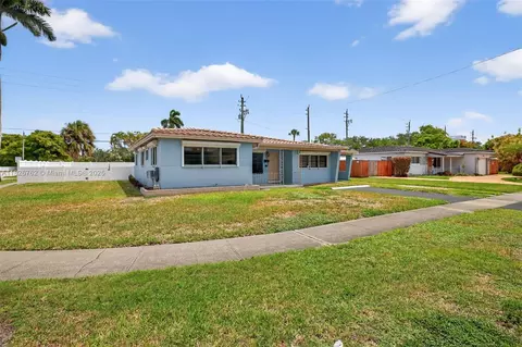3202 Pierce St, Hollywood, FL 33021