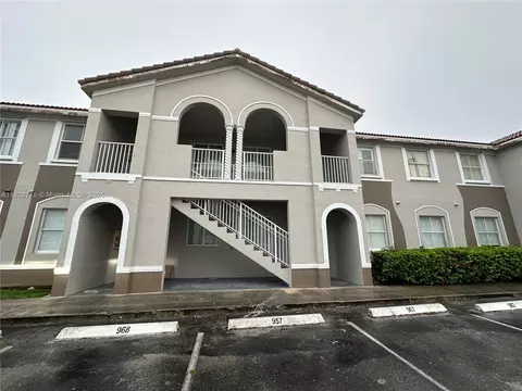 1661 SE 29th Ct #206, Homestead, FL 33035