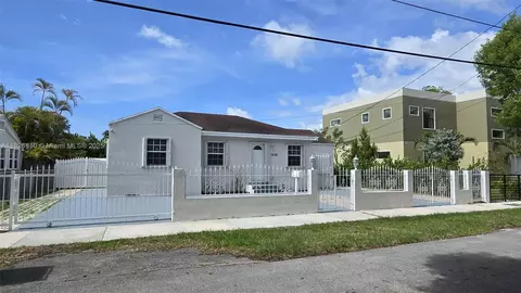 3640 SW 13th St, Miami, FL 33145