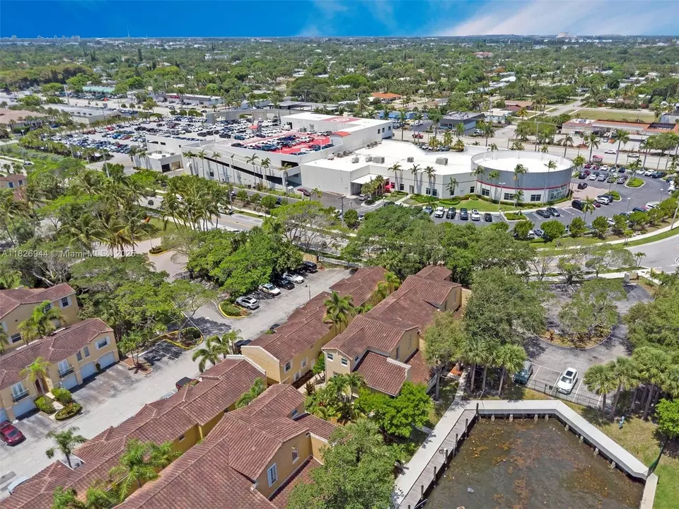 View/Area - 1105 Lake Shore Dr #202, Lake Park, FL 33403 photo 3 of 8