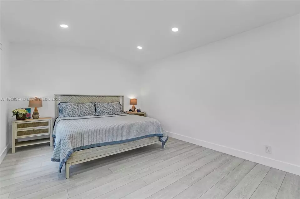 Bedroom - 1105 Lake Shore Dr #202, Lake Park, FL 33403 photo 3 of 5