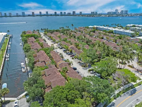 View/Area - 1105 Lake Shore Dr #202, Lake Park, FL 33403 photo 1 of 8