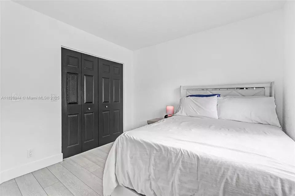 Bedroom - 1105 Lake Shore Dr #202, Lake Park, FL 33403 photo 5 of 5